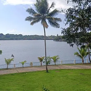 Ripples Backwater Resort, Resort Kollam